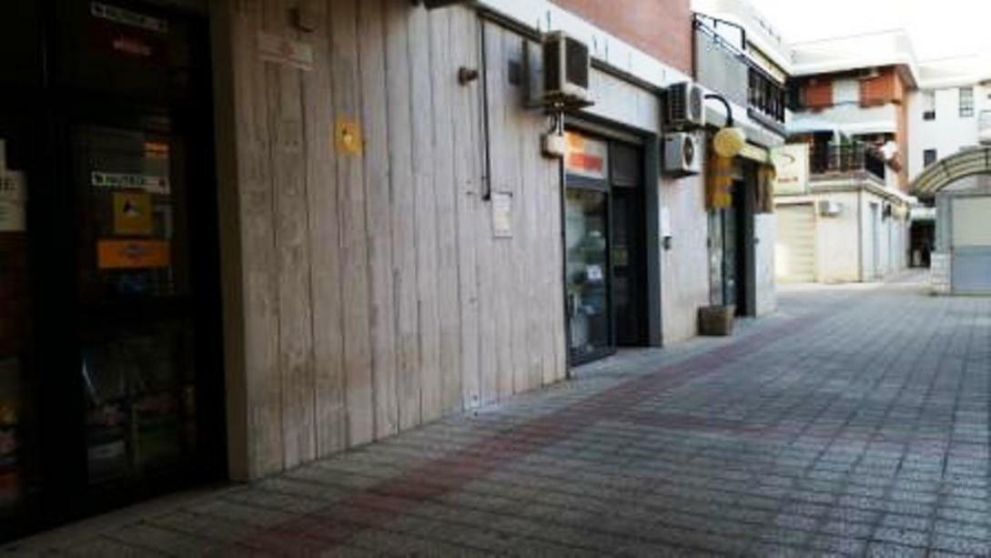 Bunker Degli Inventori Hotel Foggia Bagian luar foto
