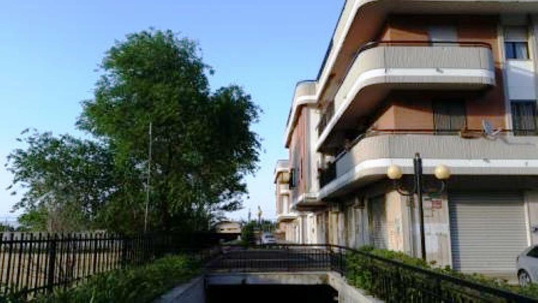 Bunker Degli Inventori Hotel Foggia Bagian luar foto